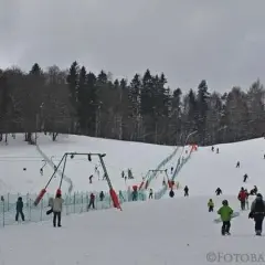 Stoki narciarskie w Trójmieście: gdzie znaleźć najlepsze trasy?