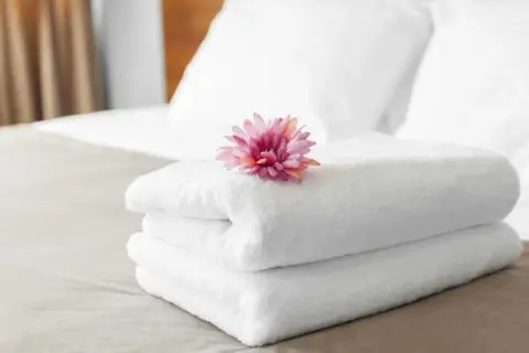 Czy w hotelu są ręczniki? Sprawdź, co powinieneś wiedzieć przed wizytą